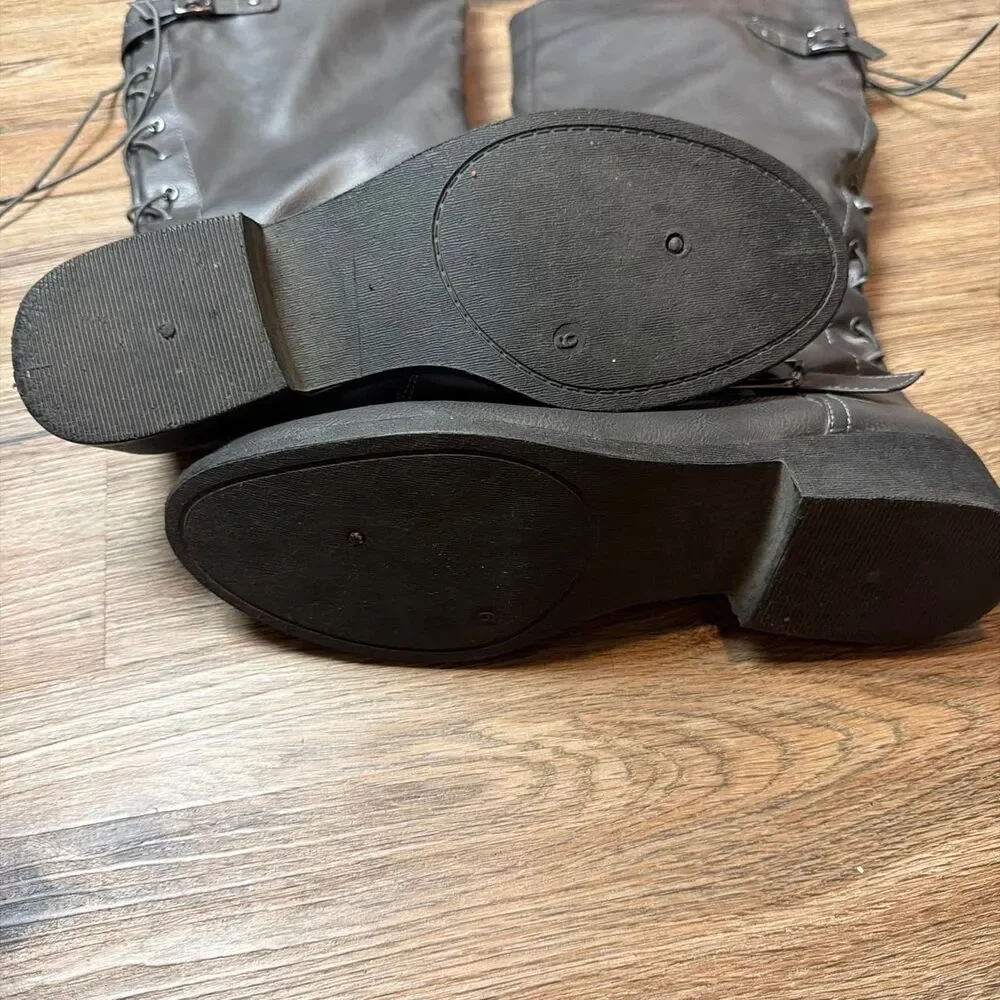 Unbranded Women's Grey Boots